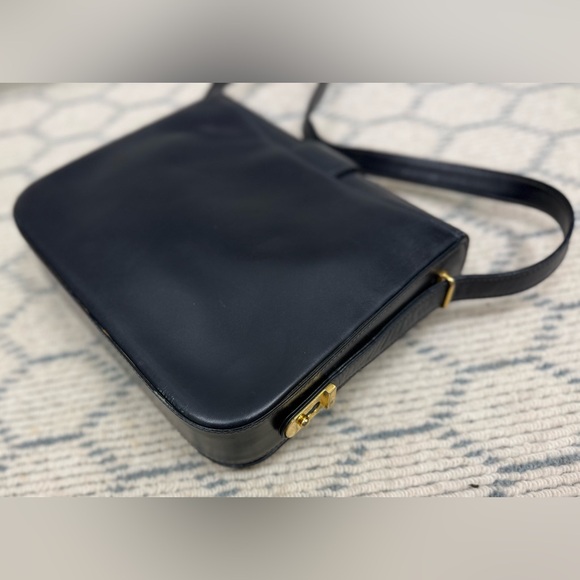 GUCCI Unisex Vintage Rare 70’s/80’s Adjst. Strap Navy Leather Shoulder Handbag - Picture 8 of 16